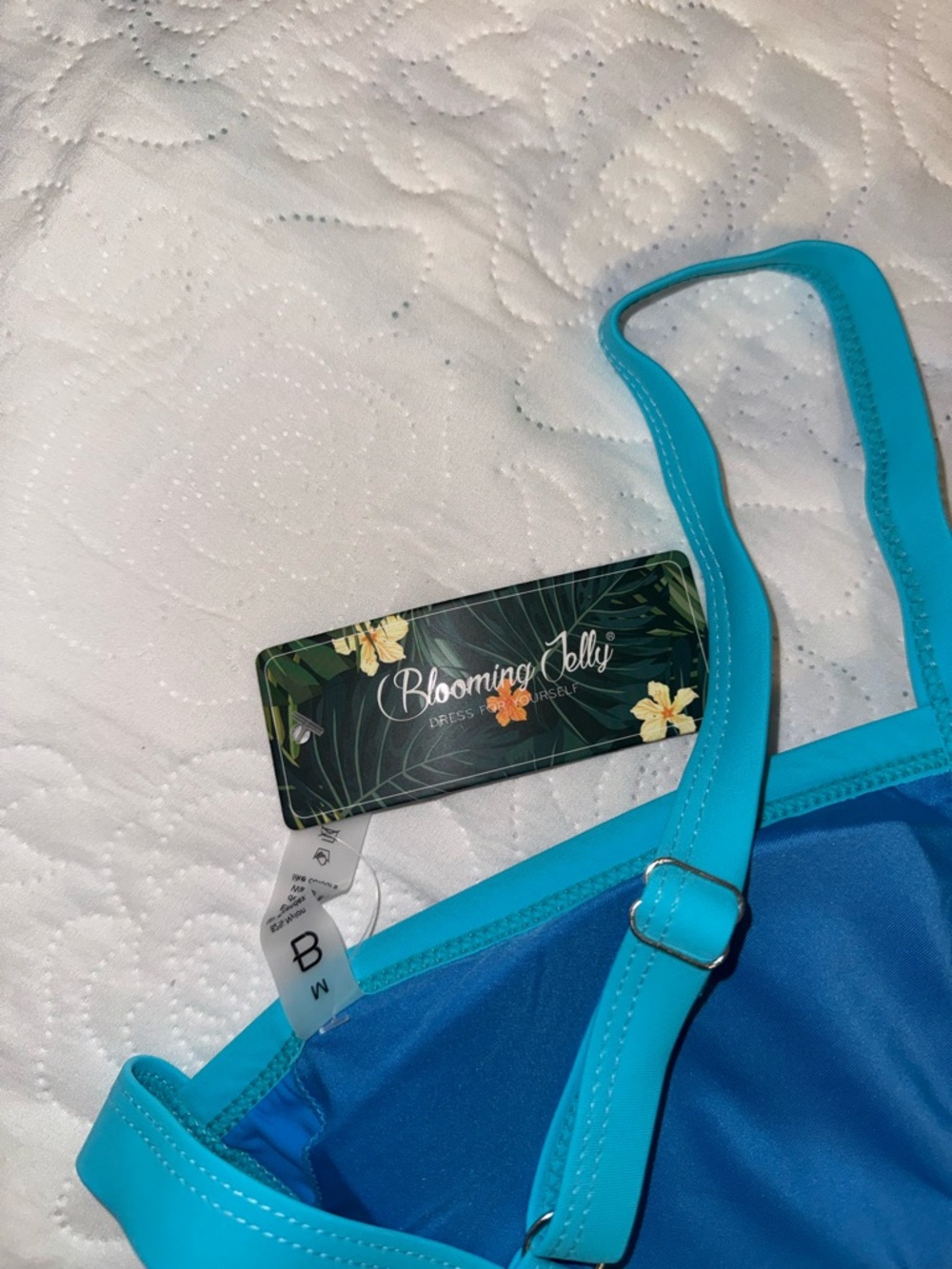 Blooming Jelly - Blue Two-Tone Triangle Bikini Set - Size Medium - Picture 3 of 8